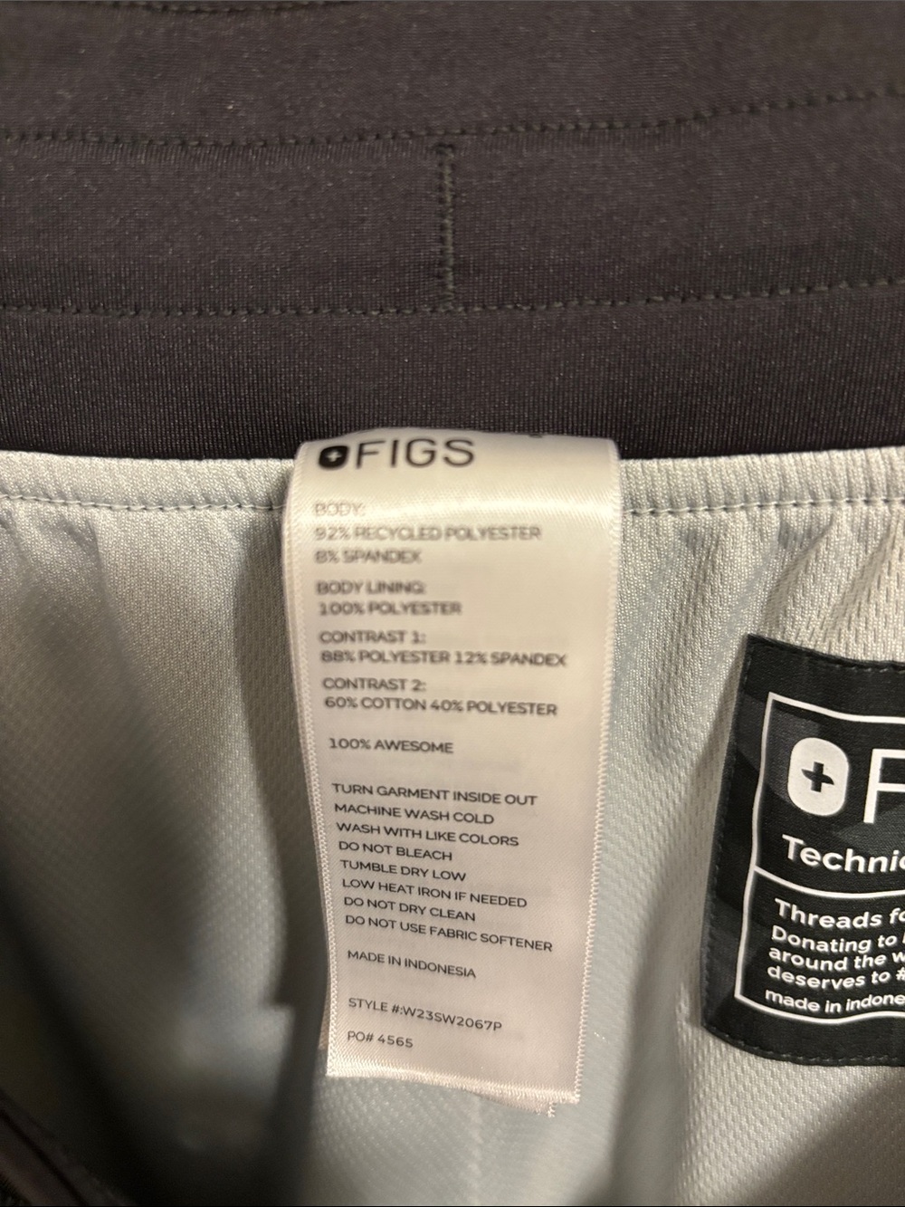 Figs Women's Black & Gray Geometric Jogger Pants - Picture 3 of 4